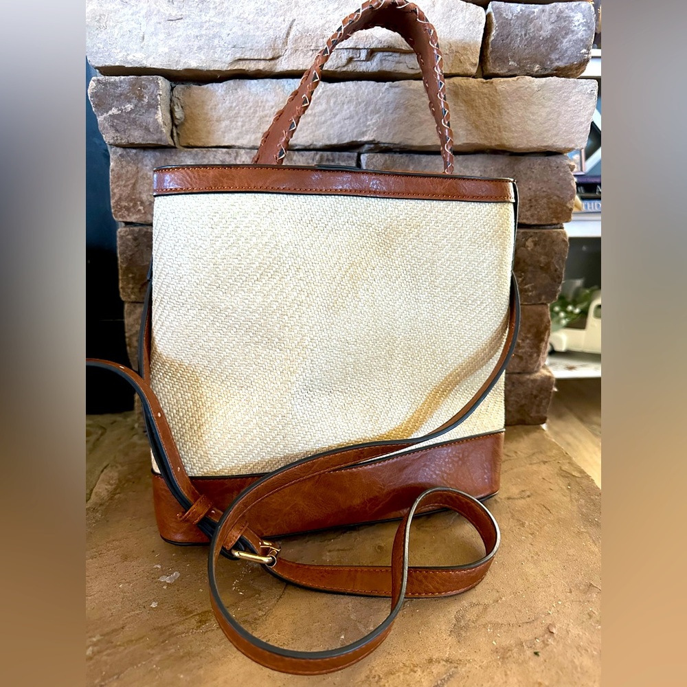 Shoulder bag, purse/ Jen & Co